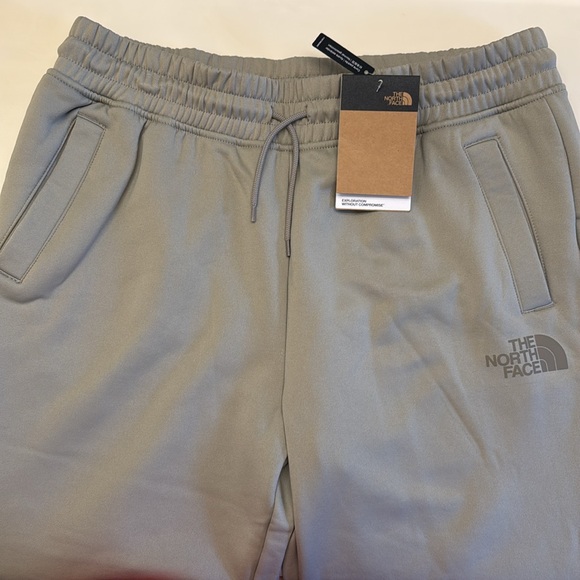 The North Face Women’s Fleece Pants - Picture 7 of 11